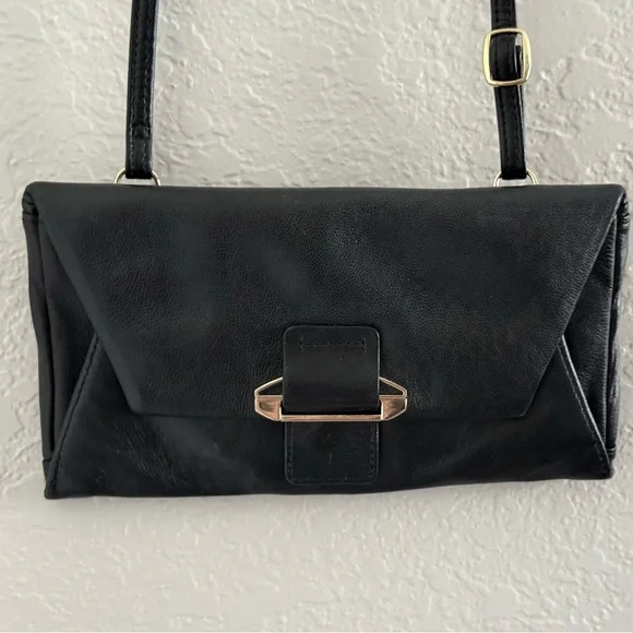 Kooba Soft Black Leather Elegant Black Cross Body Bag - Picture 2 of 8